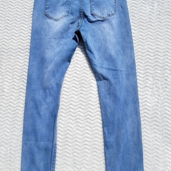 Vince Blue Co Distressed Jeans Size 13 Junior - Picture 9 of 9